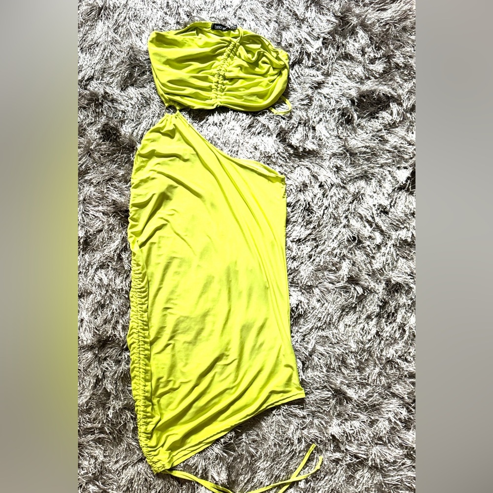 Boohoo Chartreuse One-Shoulder Dress